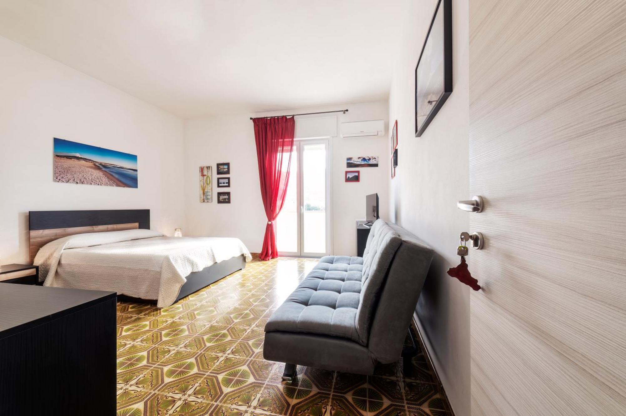 In Riva Al Mare B&B Capo dʼOrlando エクステリア 写真
