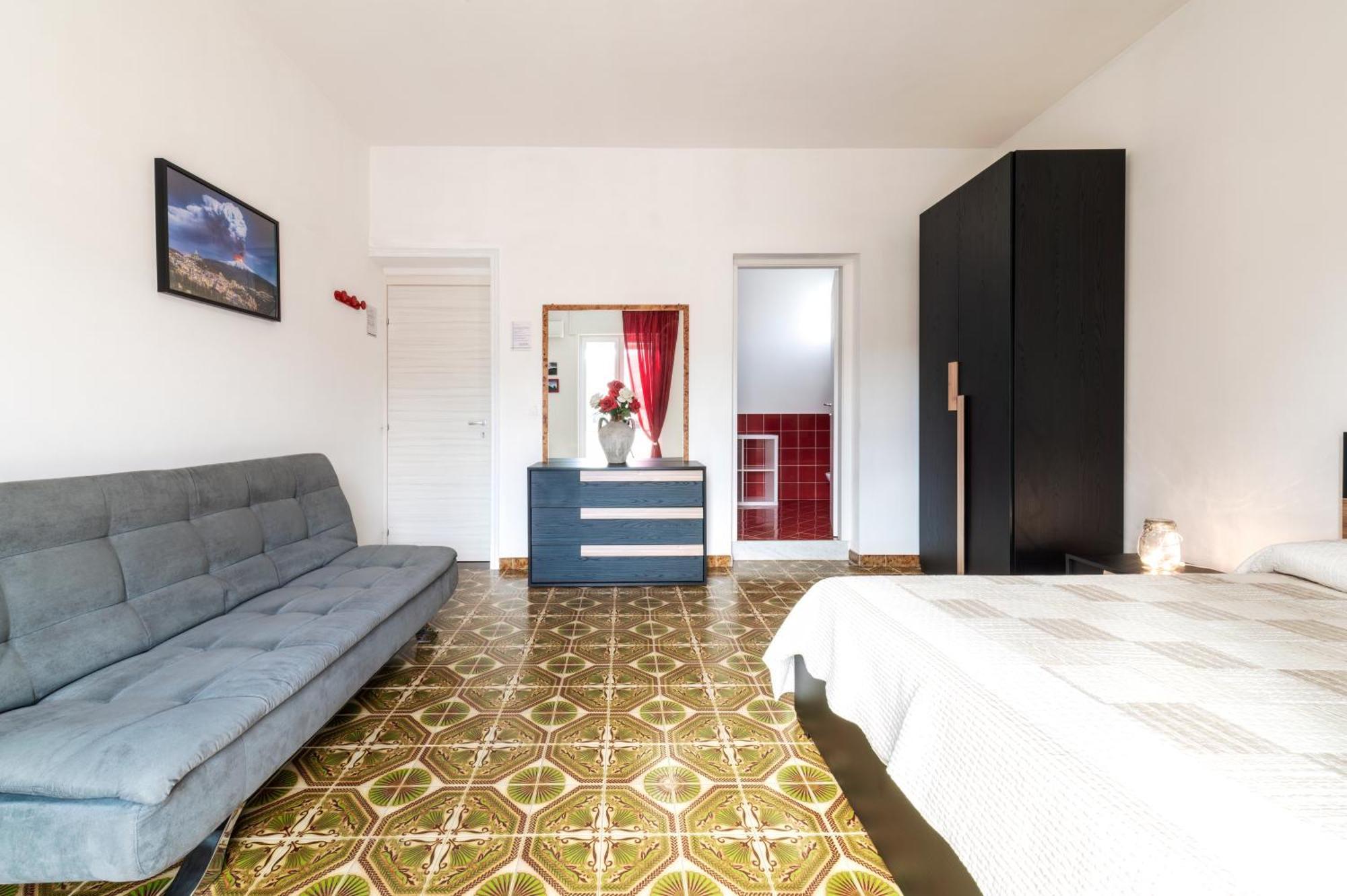 In Riva Al Mare B&B Capo dʼOrlando エクステリア 写真