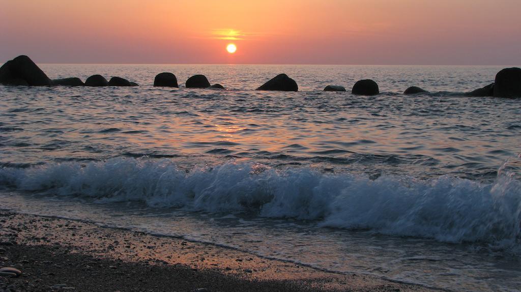 In Riva Al Mare B&B Capo dʼOrlando エクステリア 写真