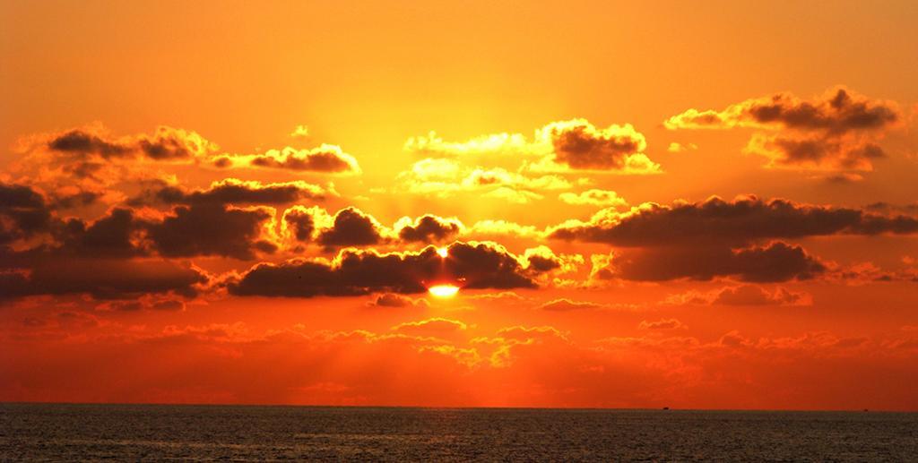 In Riva Al Mare B&B Capo dʼOrlando エクステリア 写真
